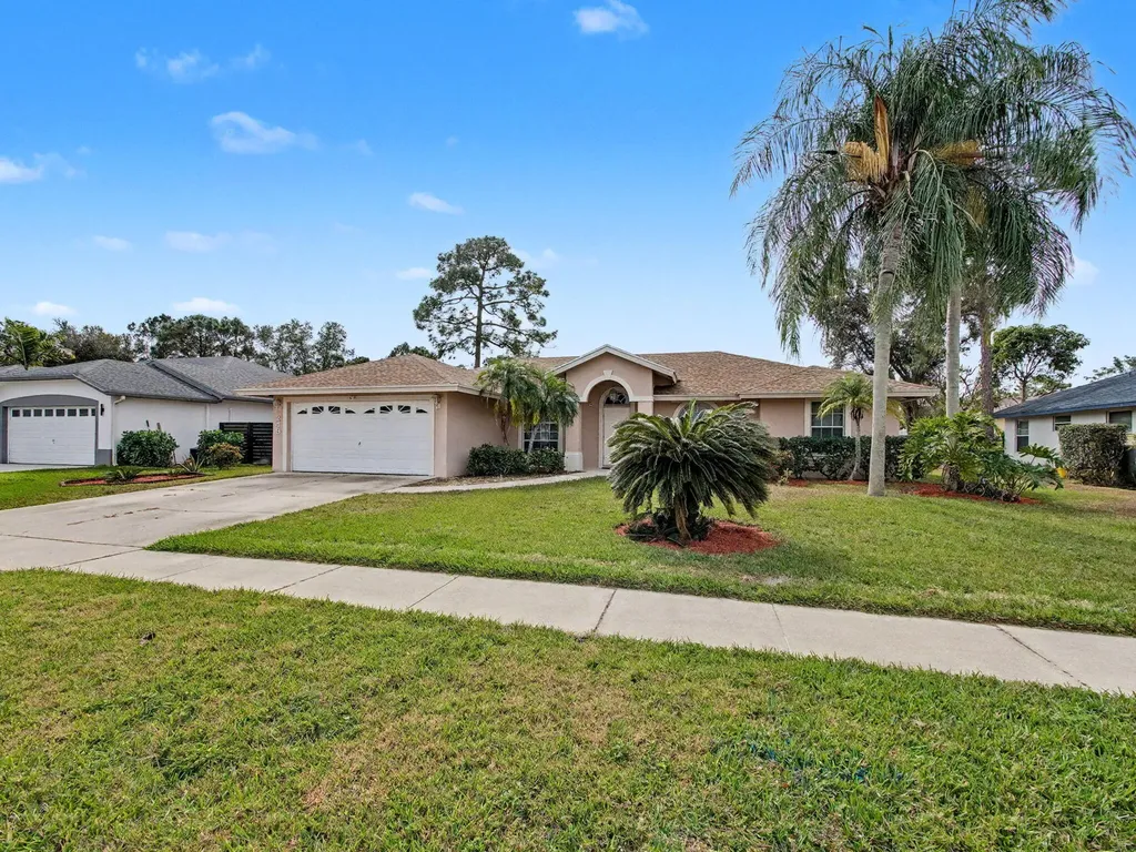 249 Monterey Way Royal Palm Beach FL 33411