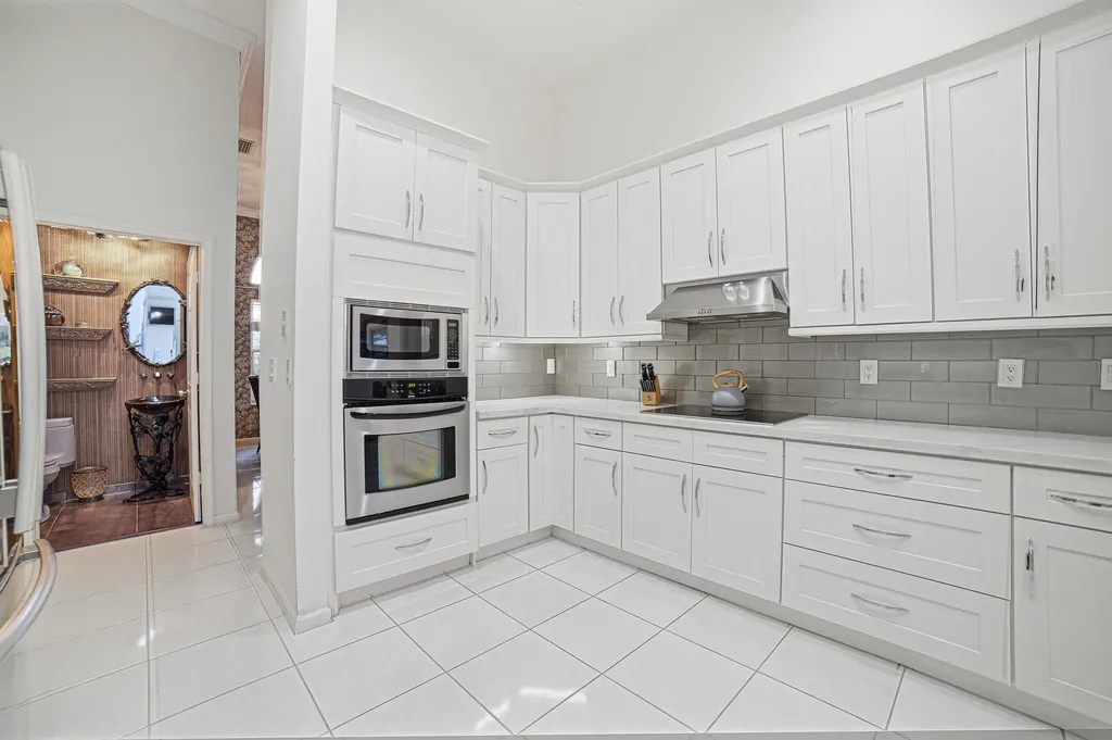 10791 River Glenn Drive Boca Raton FL 33428