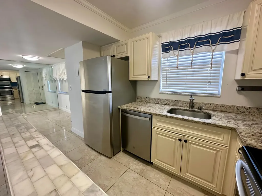 1810 New Palm Way Boynton Beach FL 33435