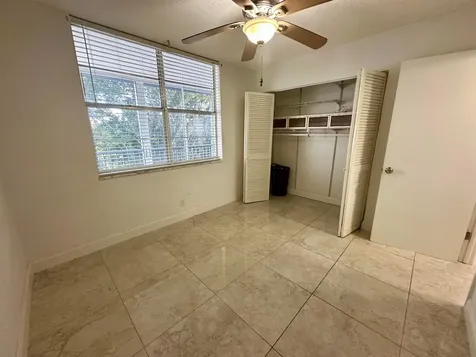 1810 New Palm Way Boynton Beach FL 33435