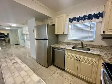 1810 New Palm Way Boynton Beach FL 33435