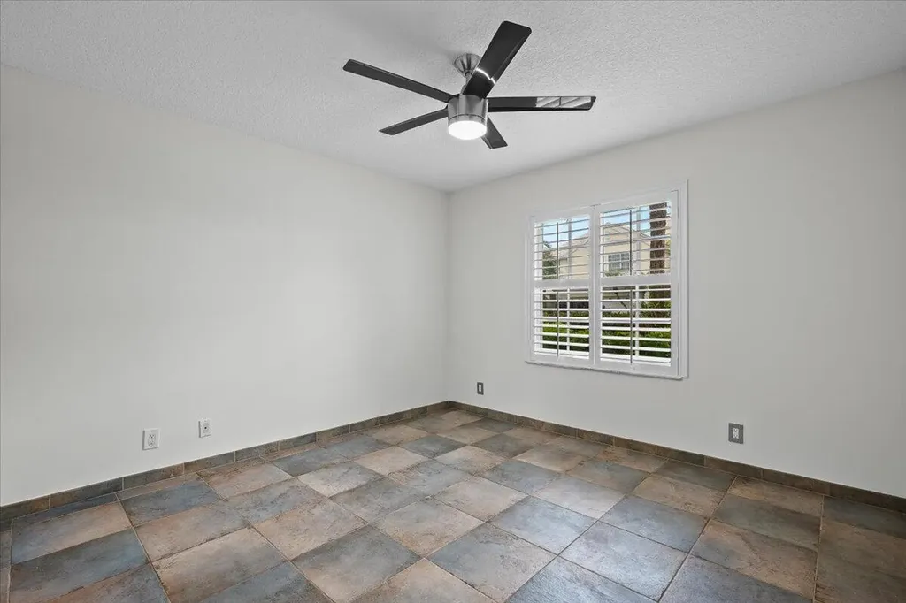 11 Dorchester Circle Palm Beach Gardens FL 33418