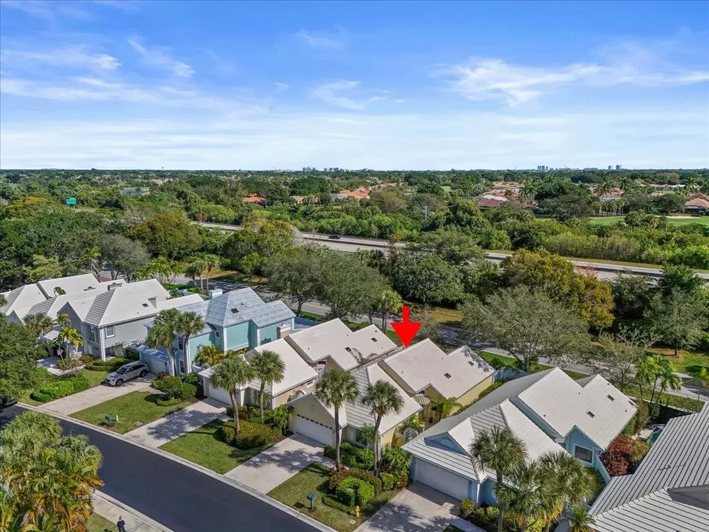 11 Dorchester Circle Palm Beach Gardens FL 33418