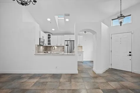 11 Dorchester Circle Palm Beach Gardens FL 33418