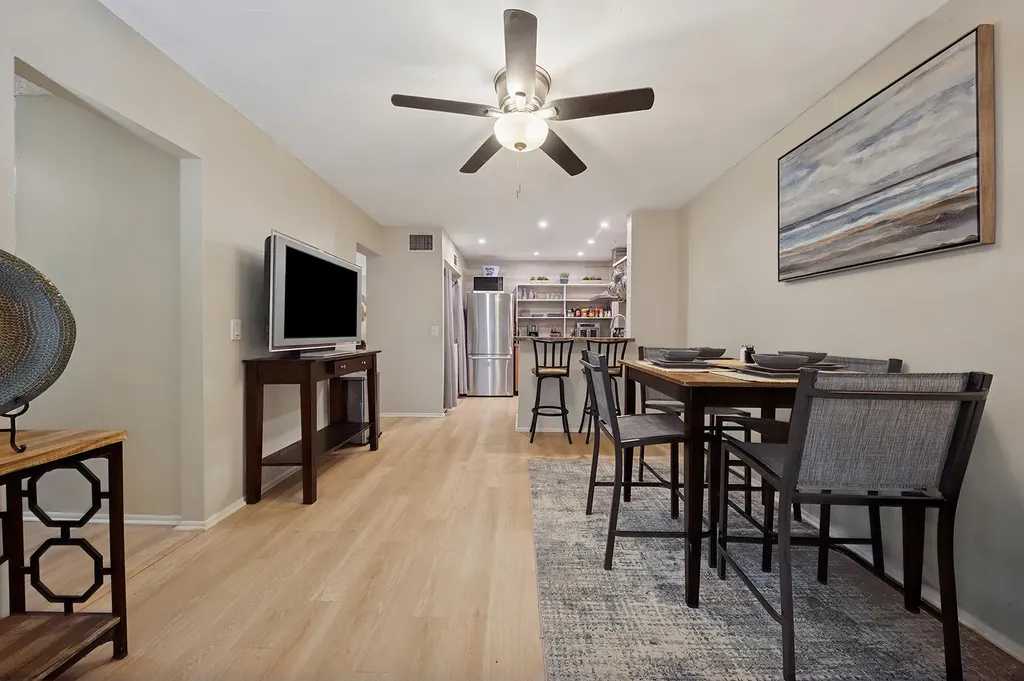 3536 Gardens Drive E Palm Beach Gardens FL 33410