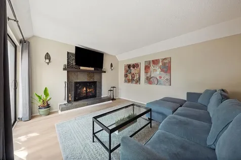 3536 Gardens Drive E Palm Beach Gardens FL 33410