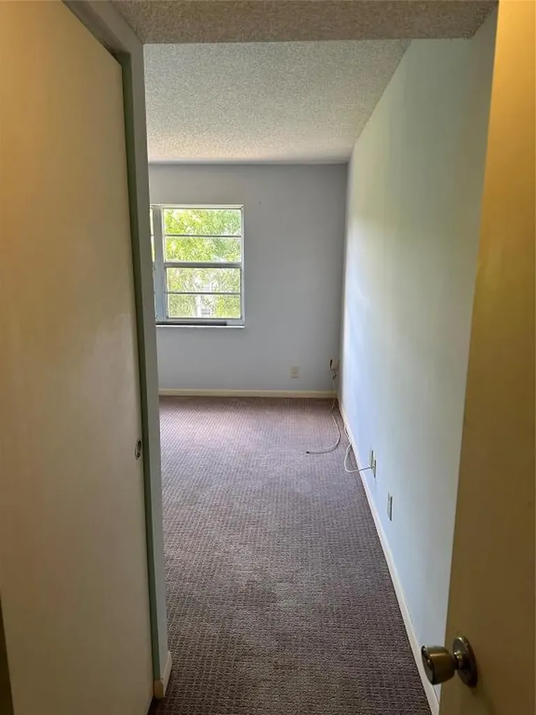 1100 NW 87th Avenue Coral Springs FL 33071