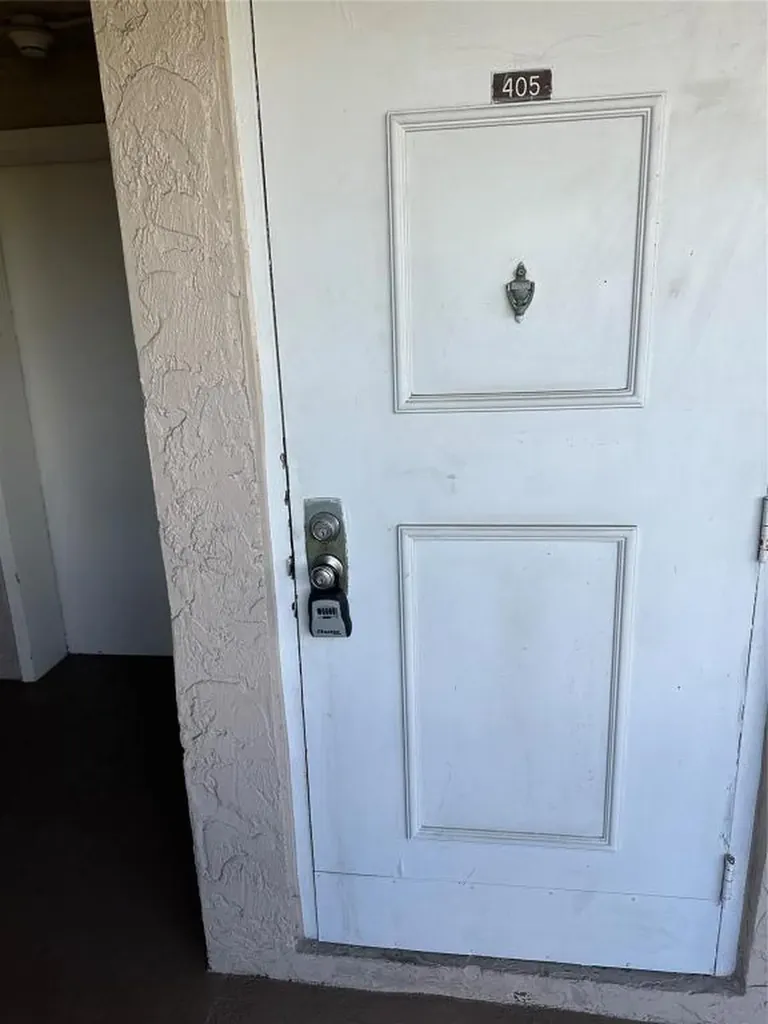 1100 NW 87th Avenue Coral Springs FL 33071