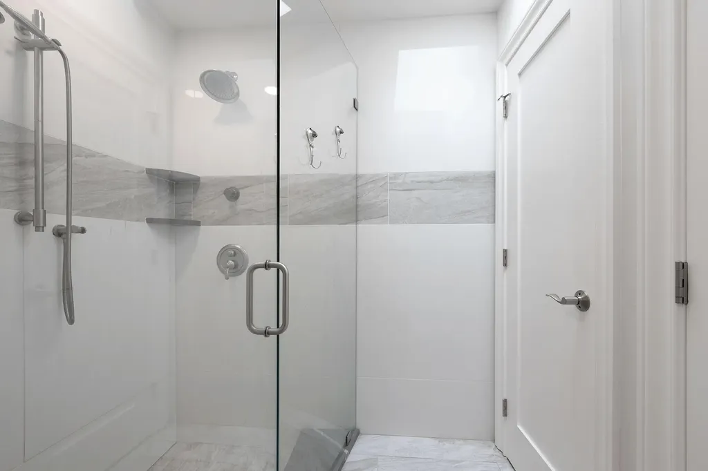 7 Ridge Pointe Drive Boynton Beach FL 33435