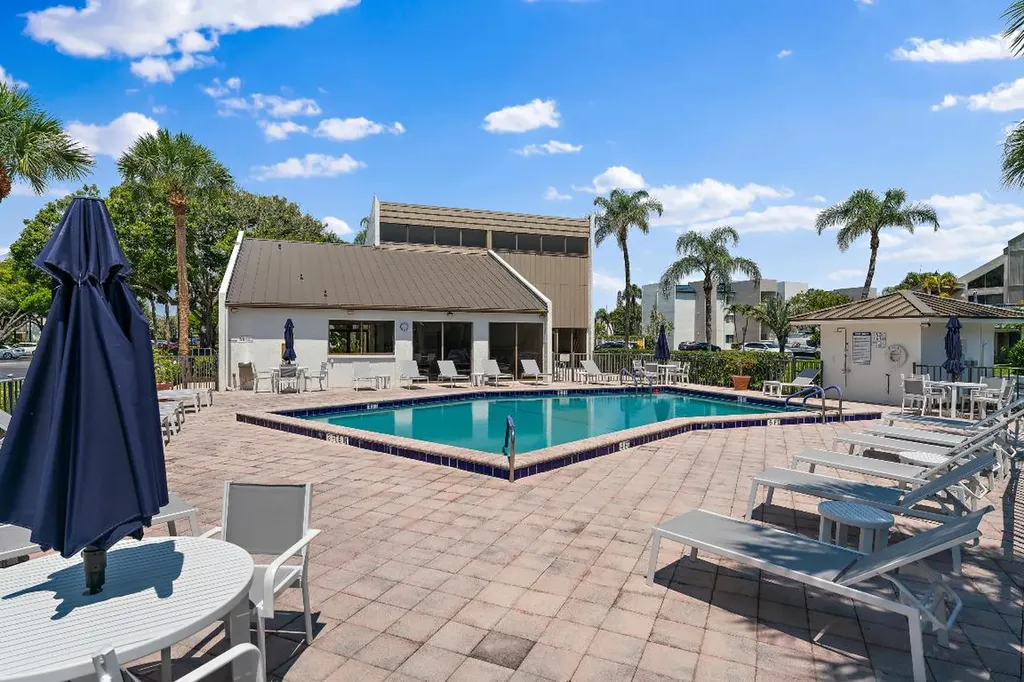 1605 S Us Highway 1 Jupiter FL 33477