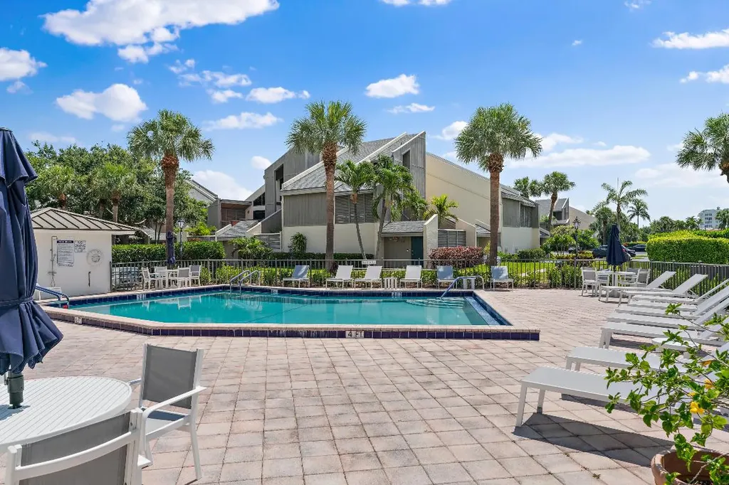 1605 S Us Highway 1 Jupiter FL 33477