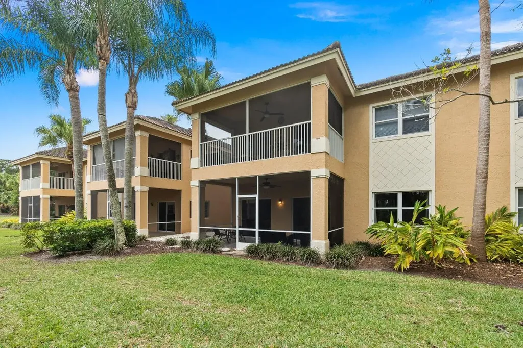 8419 Mulligan Circle Port St Lucie FL 34986
