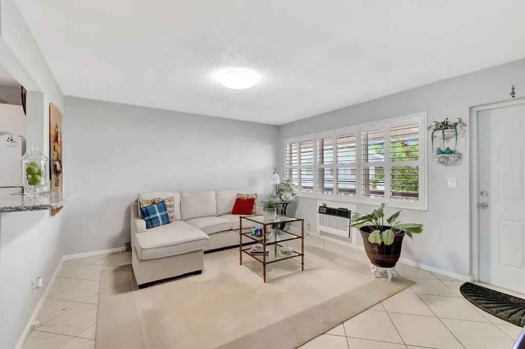 46 Andover B West Palm Beach FL 33417