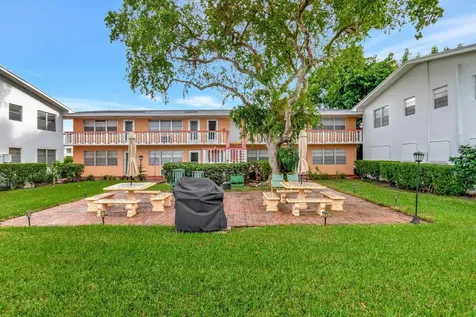 46 Andover B West Palm Beach FL 33417