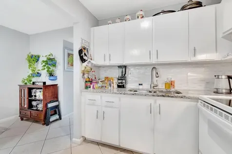 46 Andover B West Palm Beach FL 33417