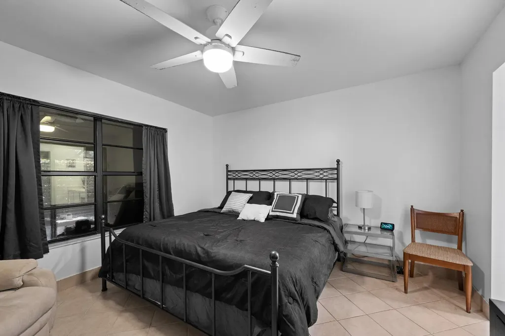 2 Ridge Pointe Drive Boynton Beach FL 33435