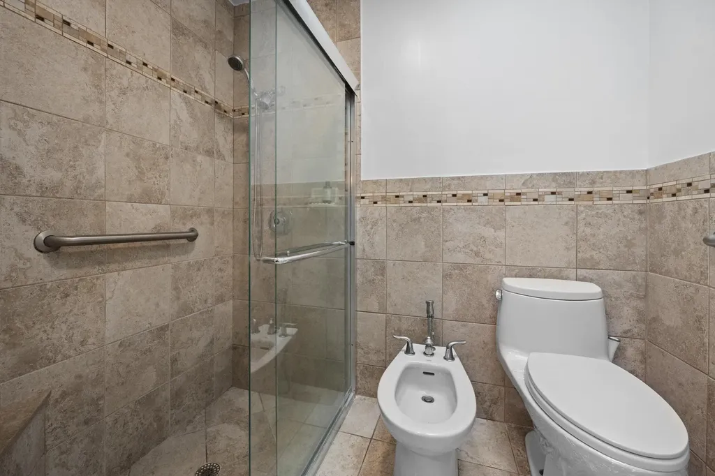 2 Ridge Pointe Drive Boynton Beach FL 33435