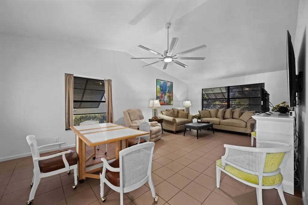 2 Ridge Pointe Drive Boynton Beach FL 33435