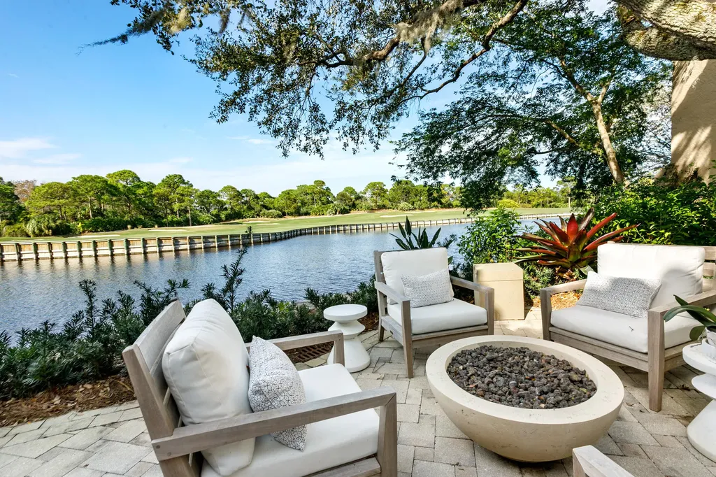 304 Villa Drive Jupiter FL 33477