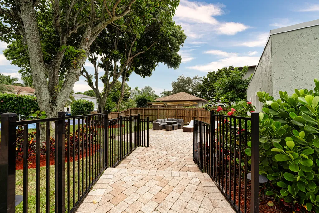 921 Ortega Road West Palm Beach FL 33405
