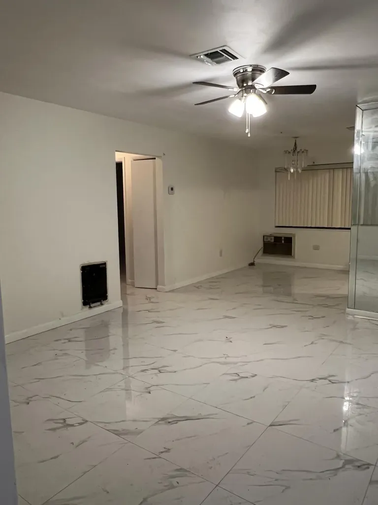 911 S B Street Lake Worth Beach FL 33460