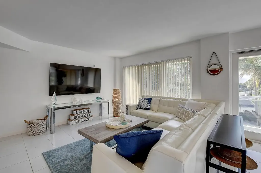 2066 N Ocean Boulevard Boca Raton FL 33431