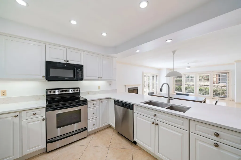 11890 SE Hill Club Terrace Jupiter FL 33469