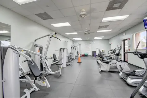 2725 Pointe Circle Greenacres FL 33413