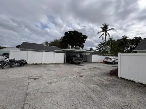 9222 SW 5th Street Boca Raton FL 33428