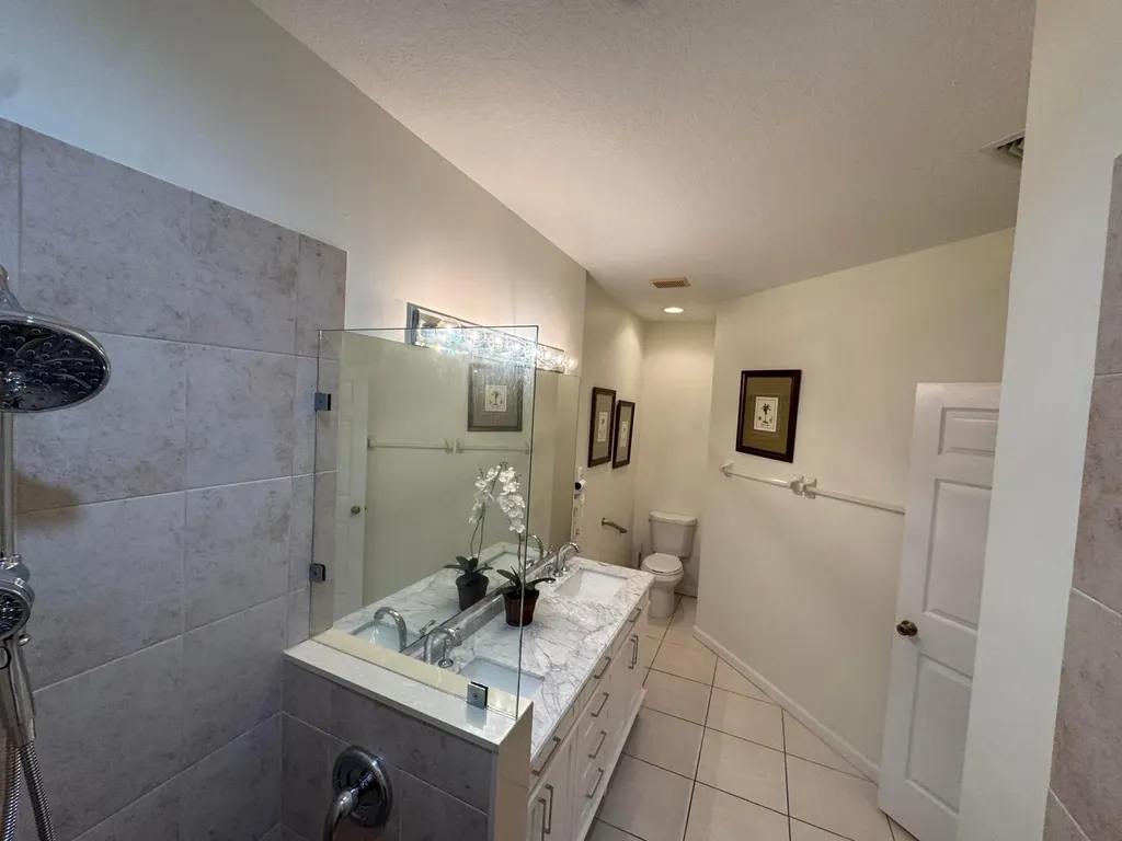 8246 Mulligan Circle Port St Lucie FL 34986