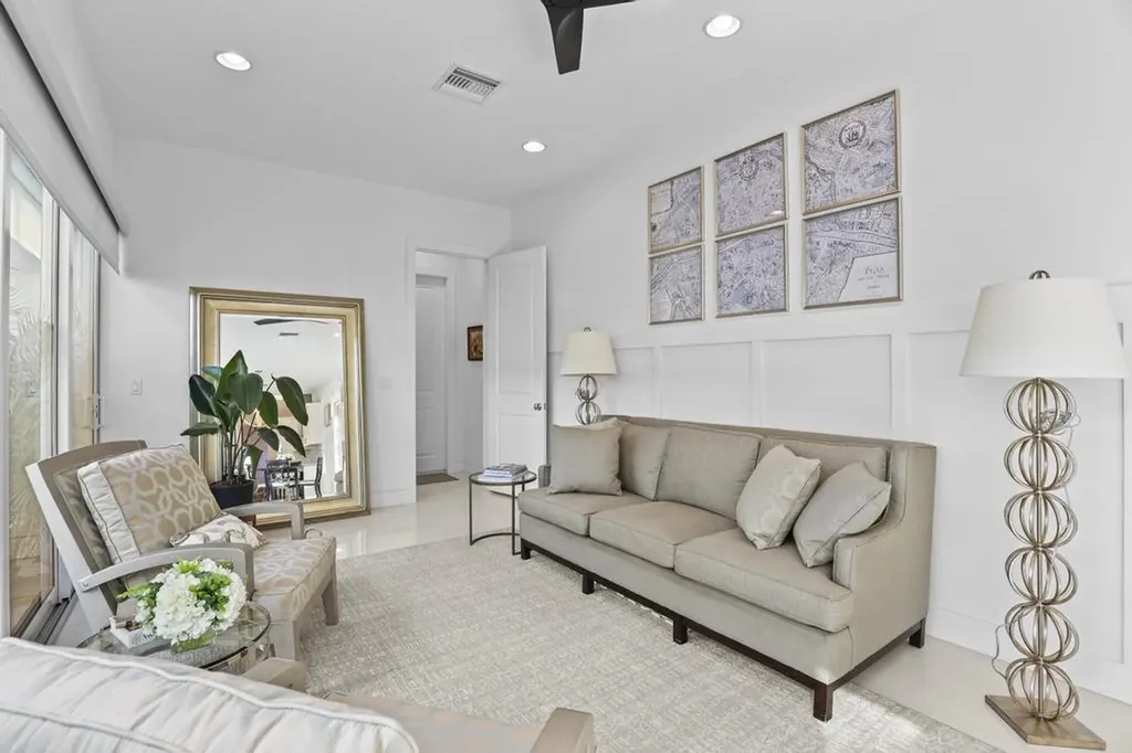 7037 Edison Place Palm Beach Gardens FL 33418