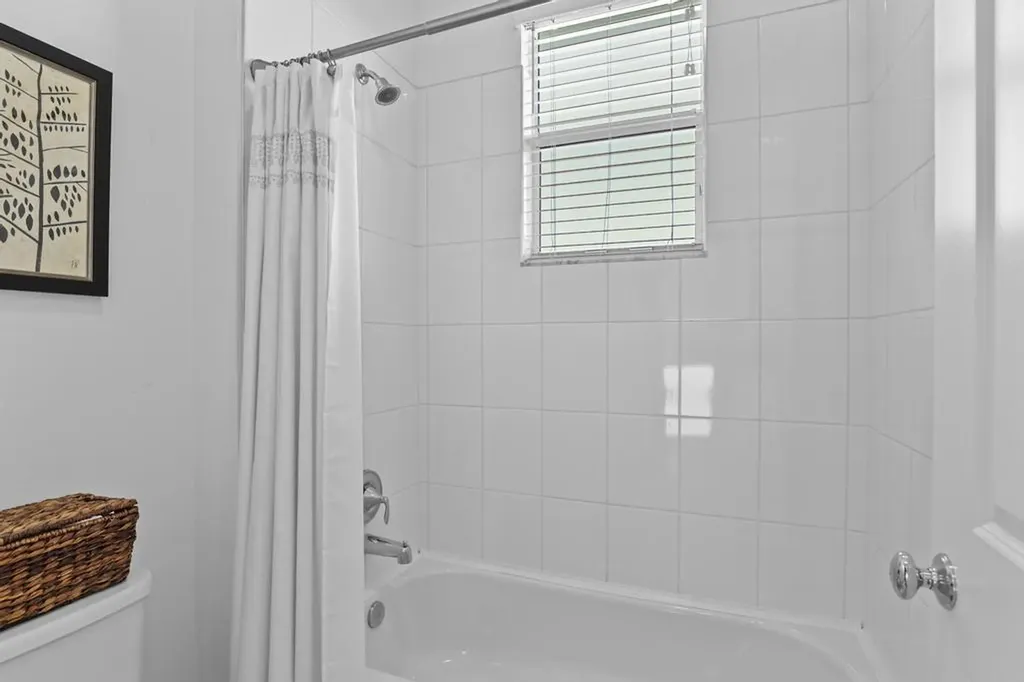 7037 Edison Place Palm Beach Gardens FL 33418