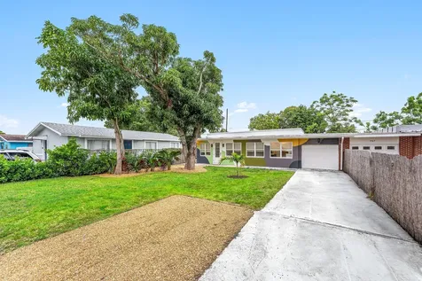 709 SW 9th Court Delray Beach FL 33444