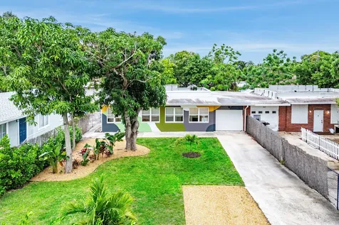 709 SW 9th Court Delray Beach FL 33444