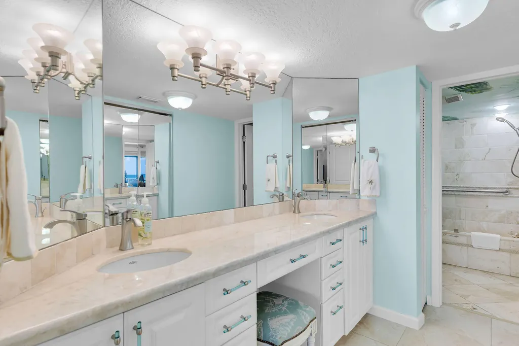 1133 W Ocean Drive Key Colony Beach FL 33050