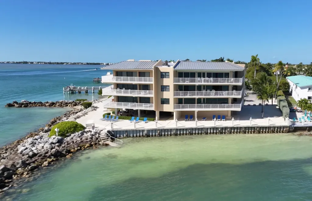 1133 W Ocean Drive Key Colony Beach FL 33050