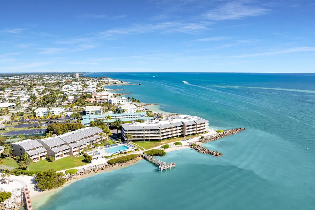 1133 W Ocean Drive Key Colony Beach FL 33050