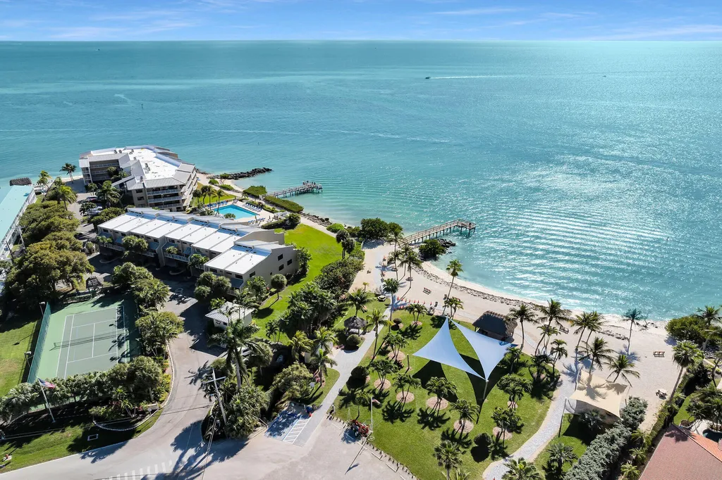 1133 W Ocean Drive Key Colony Beach FL 33050