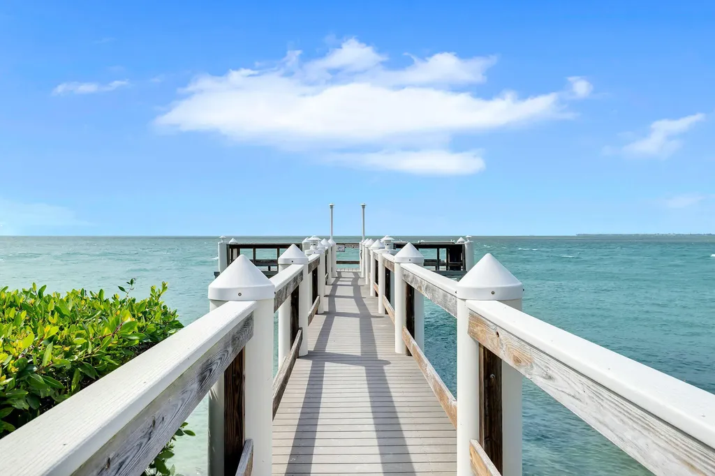 1133 W Ocean Drive Key Colony Beach FL 33050