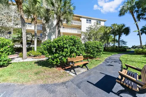 2905 Victoria Place Coconut Creek FL 33066
