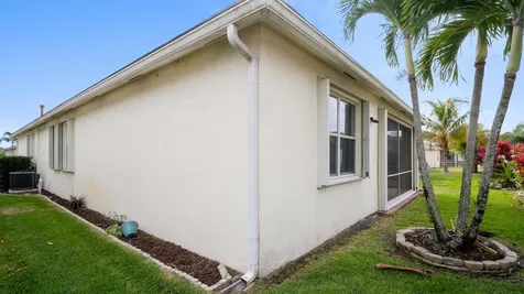 222 SW Manatee Springs Way Port St Lucie FL 34986