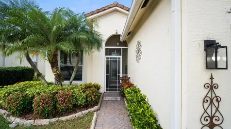 222 SW Manatee Springs Way Port St Lucie FL 34986