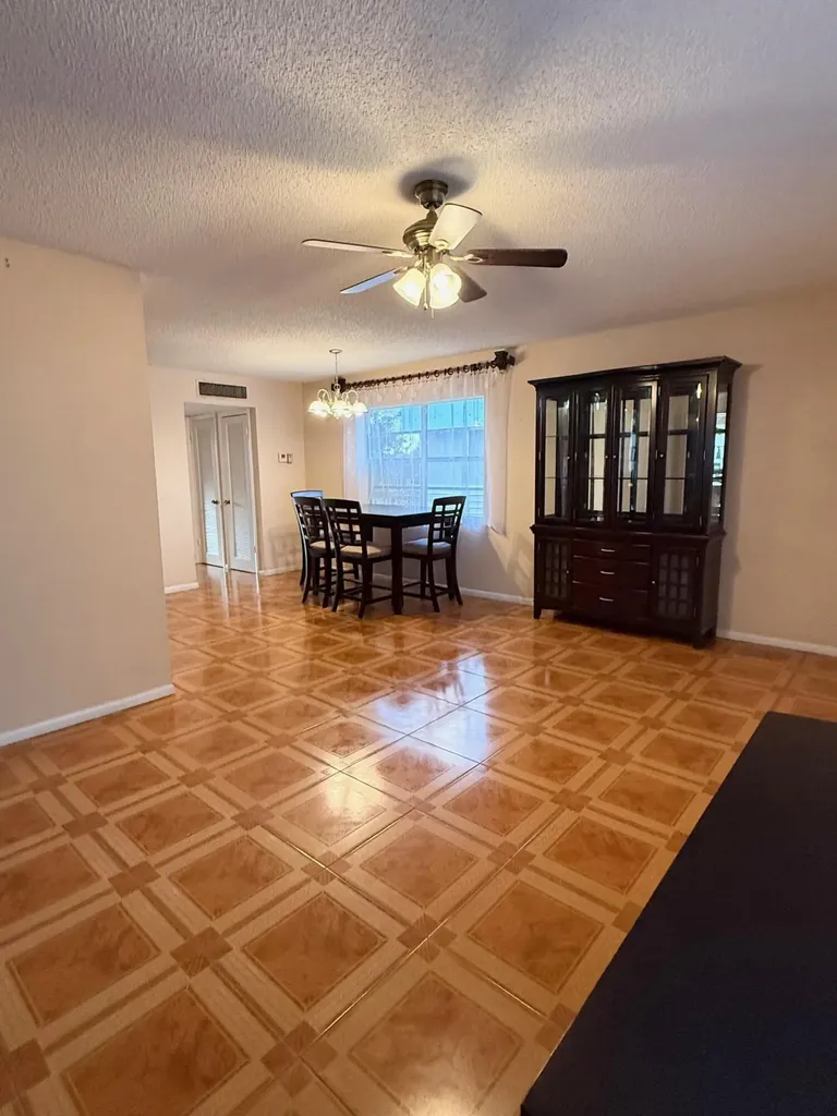 423 Monaco I Delray Beach FL 33446