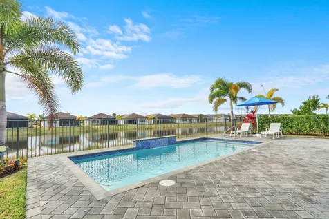 11837 SW Coral Cove Parkway Port St Lucie FL 34987