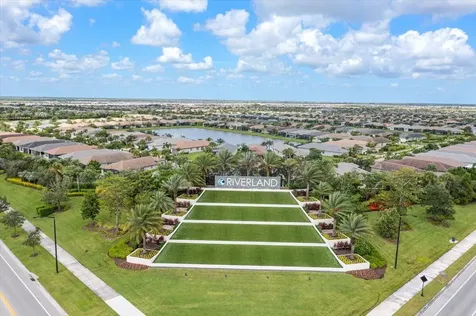 11837 SW Coral Cove Parkway Port St Lucie FL 34987