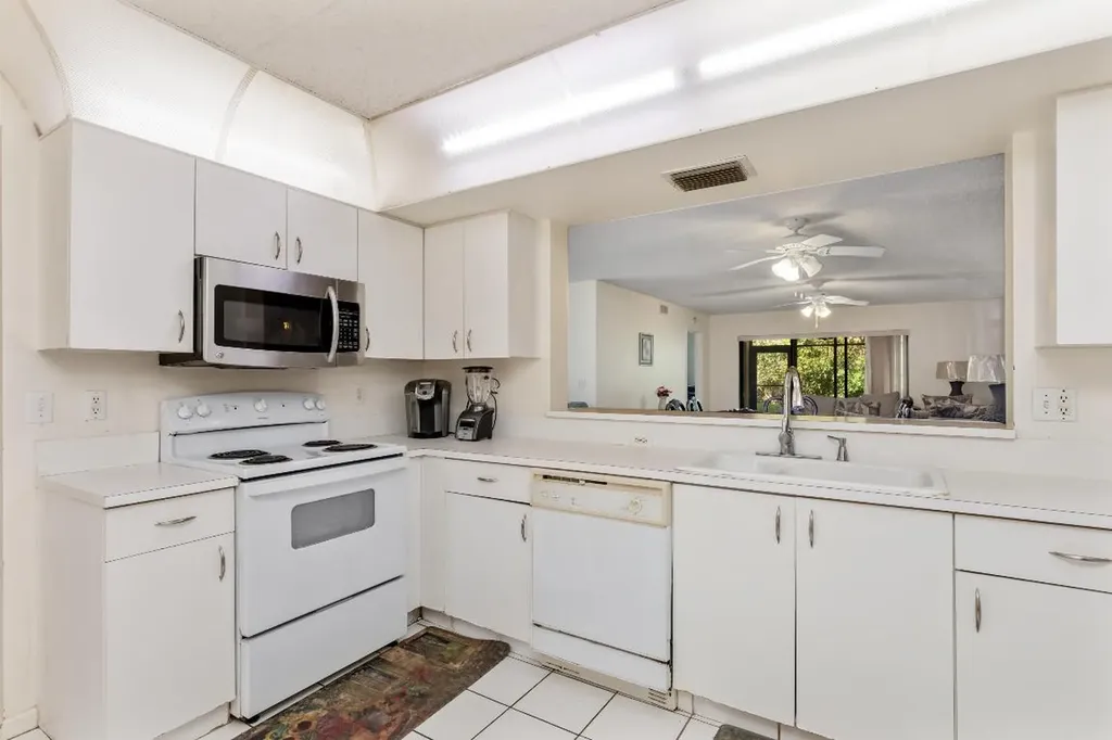 9711 Pavarotti Terrace Boynton Beach FL 33437