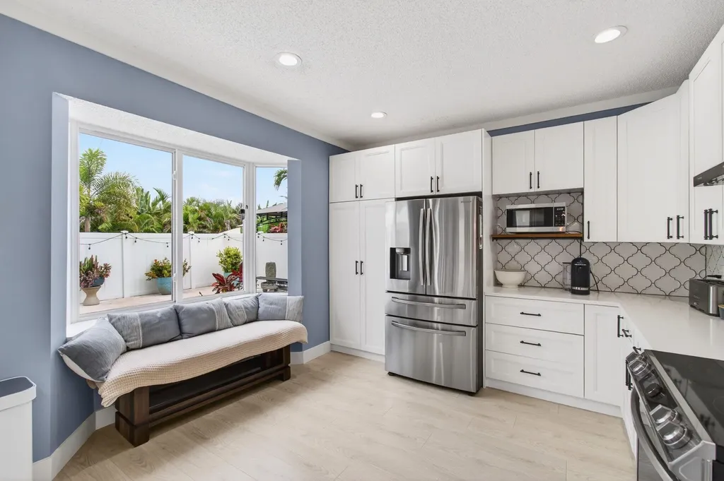 10679 Palm Spring Drive Boca Raton FL 33428