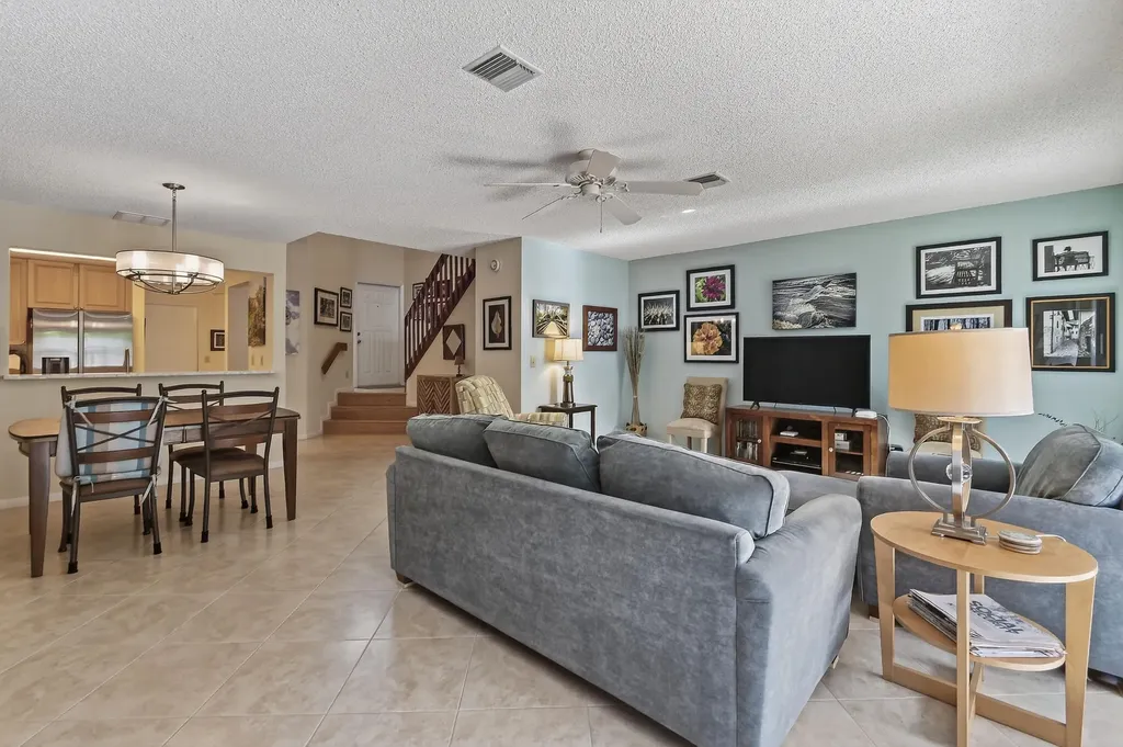 818 Ocean Dunes Circle Jupiter FL 33477