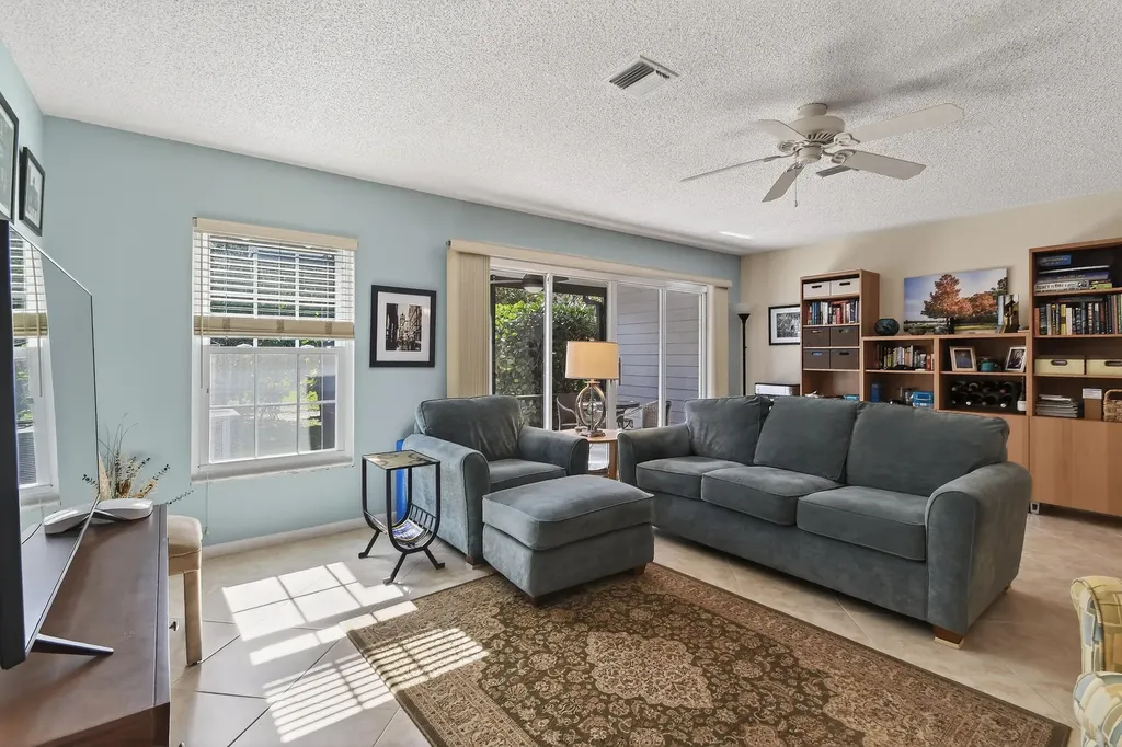 818 Ocean Dunes Circle Jupiter FL 33477