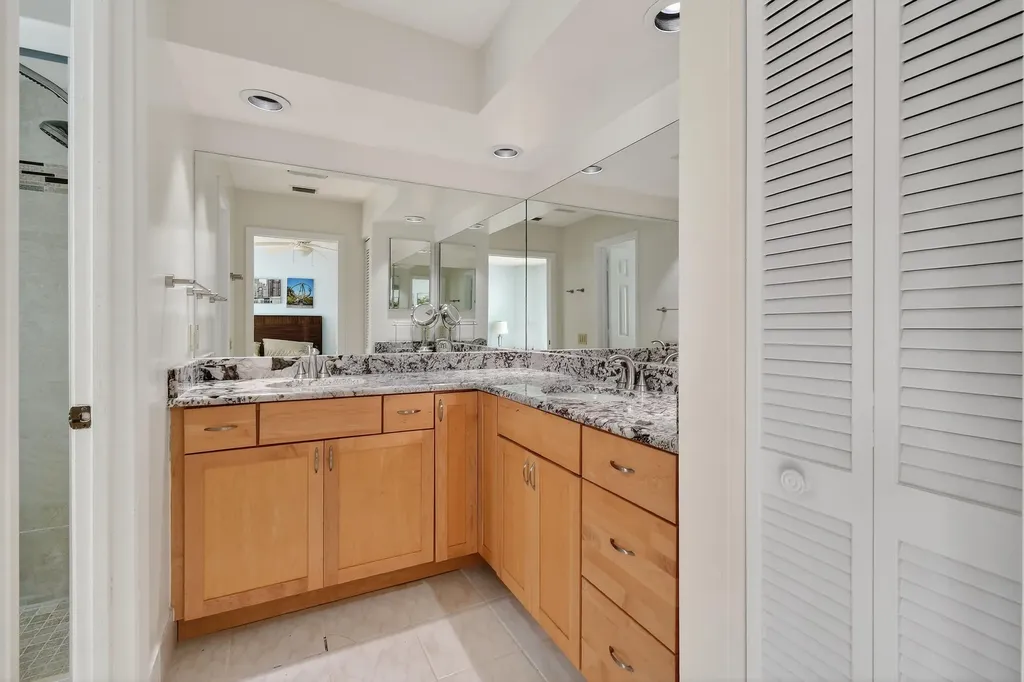 818 Ocean Dunes Circle Jupiter FL 33477